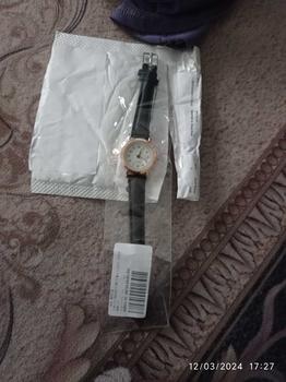 Product Review of Jam Tangan Wanita, Dail Bulat Kecil, Gaya Retro, Tali Kulit Kasual, Pergerakan Kuarza from -**- 0