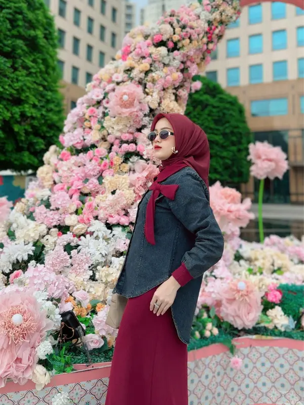 Setelan Rok Lara Denim Hijab Style Ella Trendy 5