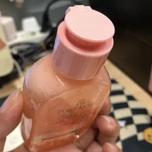 PURBASARI Pembersih Kewanitaan Goji Glow Feminine Wash  Perawatan Hygiene Extract Niacinamide