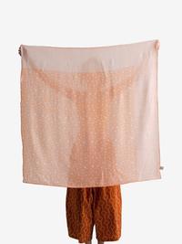 Gambar Scarf Onde Lapis Salmon SMM dari Sejauh Mata Memandang Kota Administrasi Jakarta Selatan 2 Tokopedia