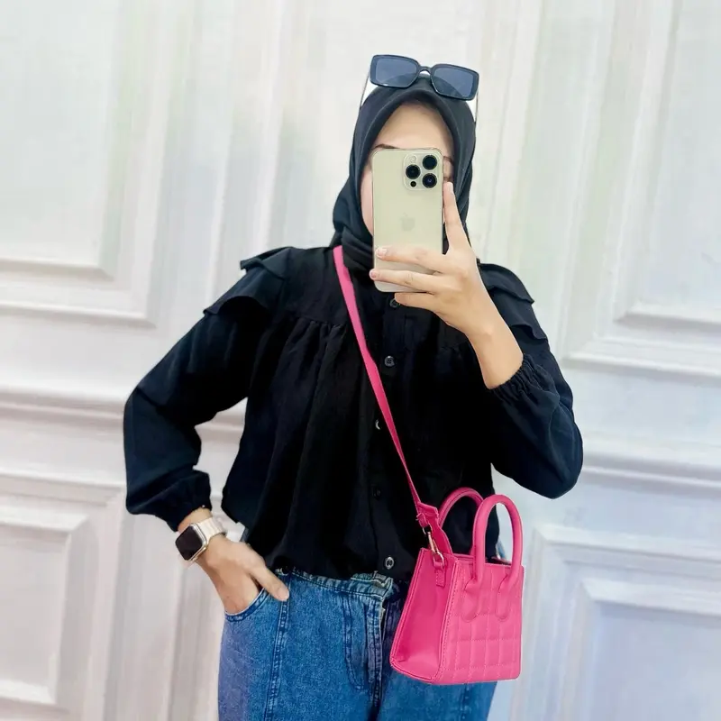 Blouse YUMNA Fluffy Oversize Korean Style - Baju Top Wanita Cute Panjang Kancing Nyaman Atasan y2k yumna putih kemeja viral 8