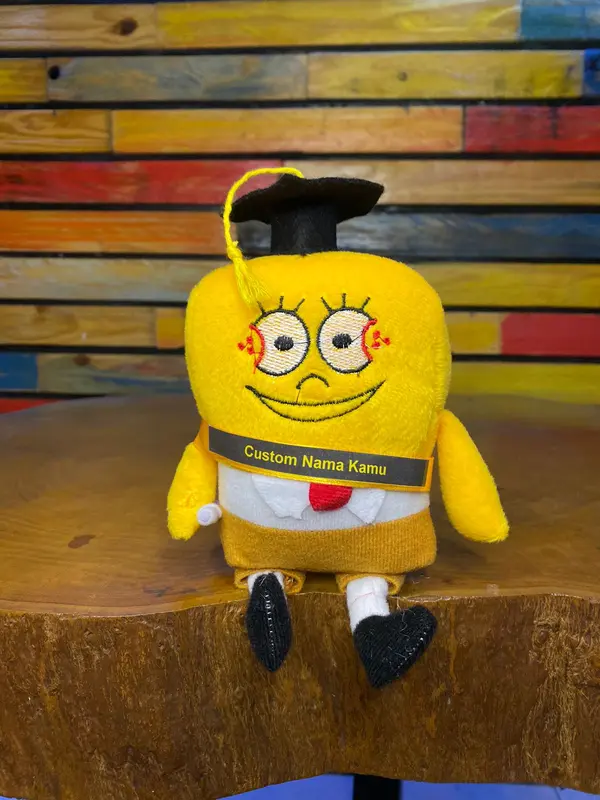 Boneka Wisuda Mini Bisa Tambah Nama Di Selempang Dan Bisa Pilih Karakter Sesuai Permintaan- Kualitas Sudah SNI Cocok Untuk Hadiah Dolls Toys 7