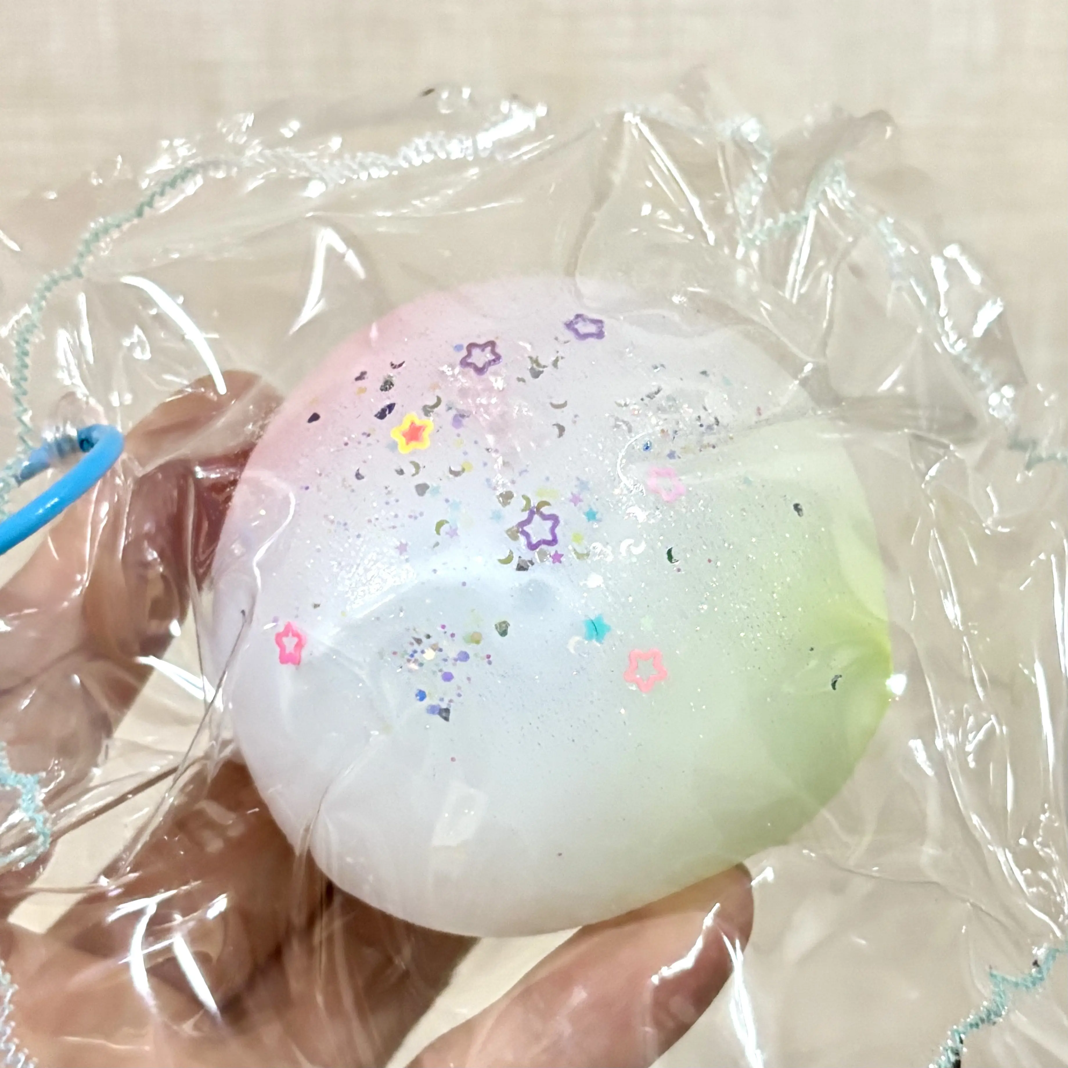 ココナッツオイルシリーズ】かわいいいスクイーズトイ もちもちつまむ