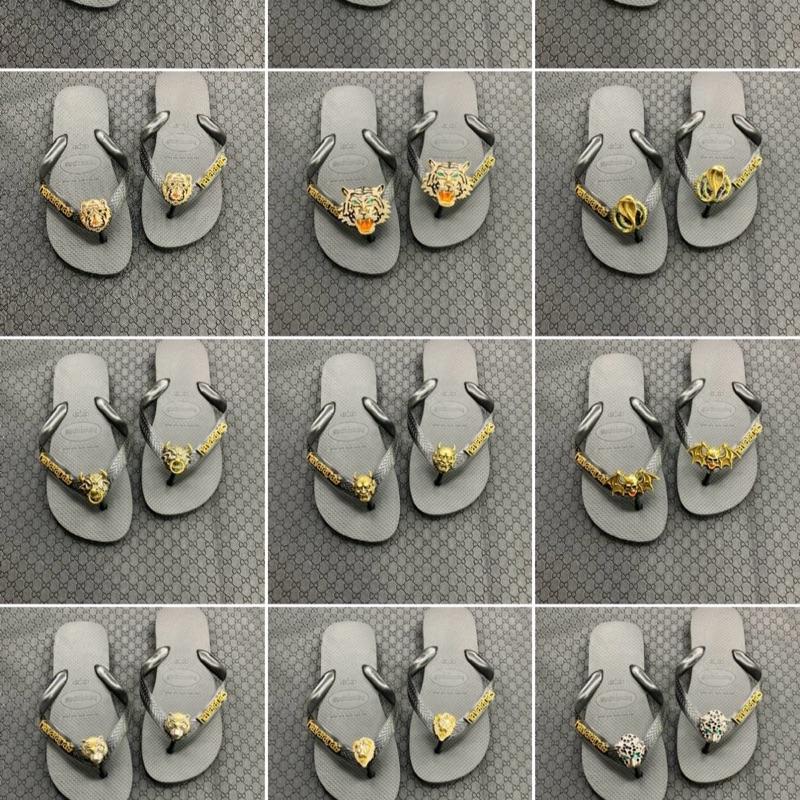 DÉP NAM ĐEN TAG VÀNG GẮN PHỤ KIỆN NHÀ THIÊN TRANG . CAO SU . NGOÀI TRỜI . DU LỊCH . ĐI CHƠI . ĐI PHỐ . ĐI DẠO . ĐI CHƠI