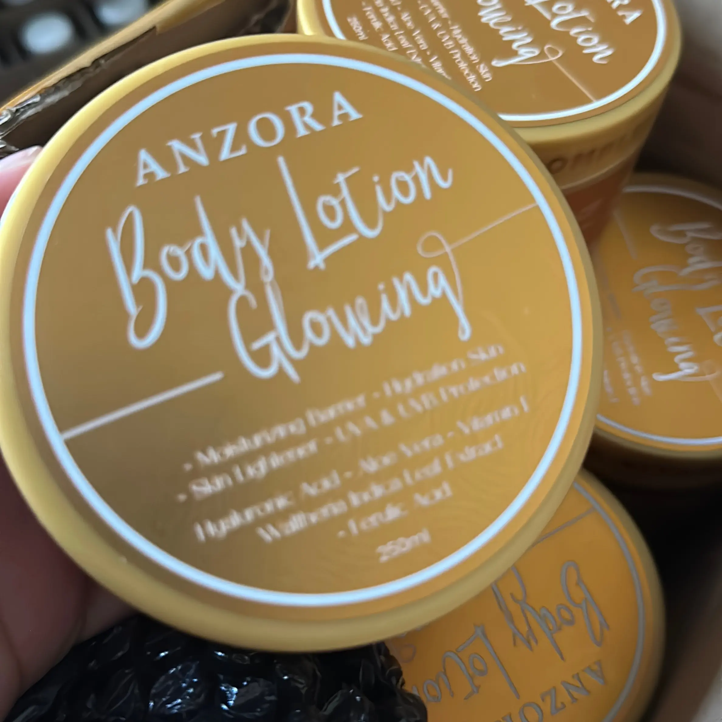 ANZORA || BODY LOTION GLOWING 250 ML