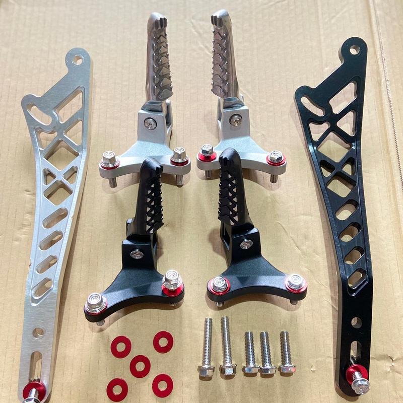 Gác Chân Malay exciter 150,155,135,2010 ,winner,sonic,sirius,satria  bát pô cnc dày 10ly ( bao gồm 2 gác chân và 1 bát pô  và 5 ốc 5 long đền đỏ ) Phụ Tùng Inox Phụ Kiện