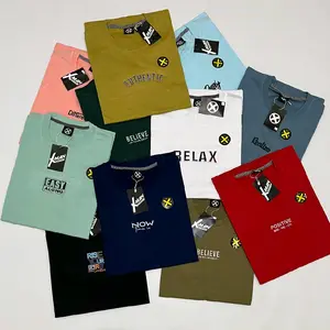 paket 4 pcs 100Rb kaos distro pria wanita terlaris/ kaos pria wanita harian/ kaos polos/ kaos murah/ kaos pria semi katun/ kaos pria jumbo/ kaos olahraga