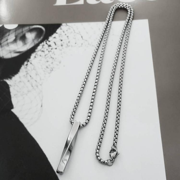Product Introduction of Twisted Spiral Long Double-Layered Necklace, Simple Stainless Steel Unisex Jewelry, Personality Pendant Hip-Hop Accessories, Summer Daily Back-to-School Street Accessories, Suitable for Teenagers Present 4