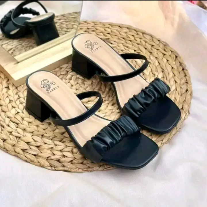 Sandal Wanita Kekinian Hak Tahu 3cm Tali Kerut polos jalan