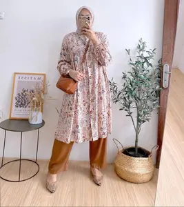Setelan Wanita Muslim Tunik Rayon Diamond Premium Atasan Baju Crinkle Airflow Celana Motif Airflow Lingkar Dada 110cm Panjang 100cm Celana 95cm Lebar Paha 70cm Gaya Kenyamanan