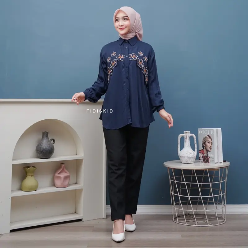 Mika Blouse Bordir Rayon Twill - Kemeja Wanita Bordir Bunga Formal Nyaman 5