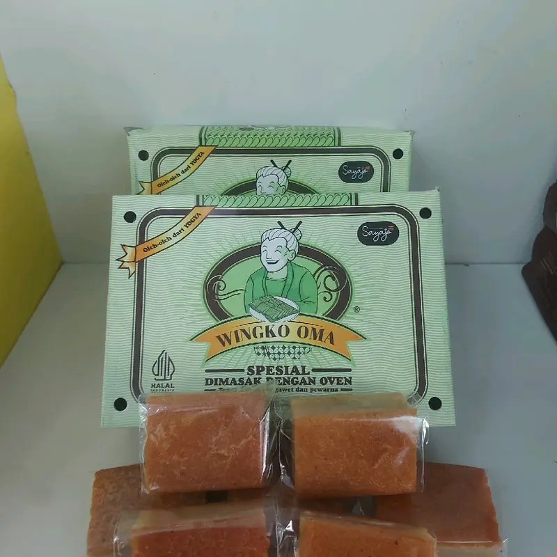 WINGKO OMA ORI / OLEH-OLEH JOGJA Gula Kelapa Manis Halal Bakpia Food Cemilan 3