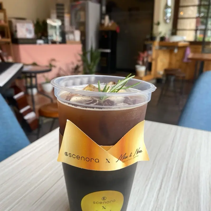 Black Orange Diamond Coffee by SCENORA x Max&Nine - Black Americano with Expat Coffee 3