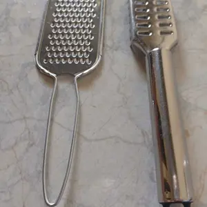 Alat Pembersih Sisik Ikan Bahan Stainless Steel Alat Pengupas Kerokan Sisik Ikan Praktis