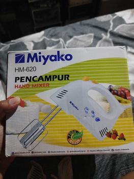 Product Review of HAND MIXER MIYAKO HM-620 HM 620 190 WATT Putih Listrik Pengaduk from N**a 0