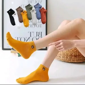 Kaos Kaki Ankle Dewasa Remaja Cewek Motif Bear Karakter Beruang Korea Unisex Murah dengan Pilihan Warna Ceria