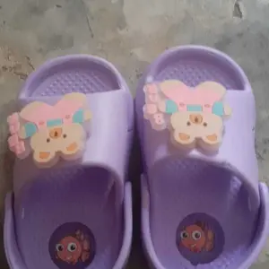 SC - Sandal Selop Anak Perempuan Bear Cit Cit Bunyi Nyala Viral Kekinian Lucu Anti Slip