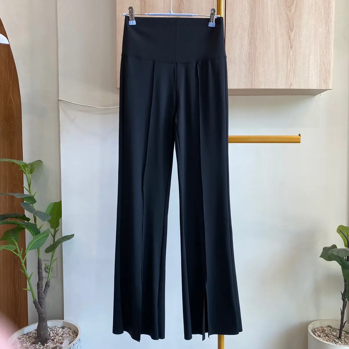 Legging Cutbray Wanita Hitam Panjang dengan Bahan Cutbray yang Nyaman - Waist, Katun