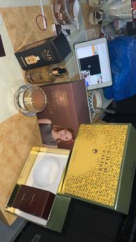 Product Review of [Holika Holika] NEW 24K Gold Ampoule ( Serum Wajah Emas) Kerutan Mencerahkan Vitamin Mengencangkan from J**5 3