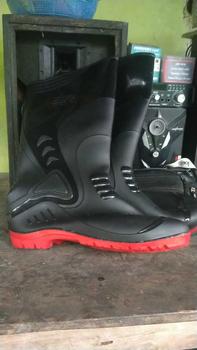 Product Review of Sepatu Boot Tinggi ARDILES CRANE Hitam Merah AR Boots-Karet Lokal Anti Air & Slip Ringan Nyaman Lentur Size 25-28 from B**k k**🔥 0