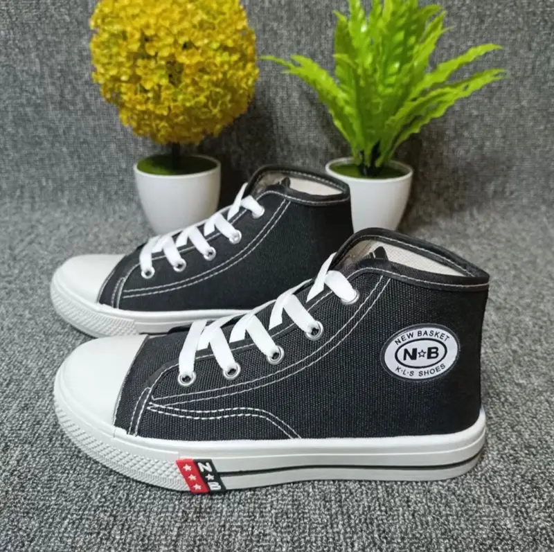 sepatu sekolah hitam putih tali N&B tinggi 30-40 (NB) sepatu sekolah anak nb tali terbaru 2
