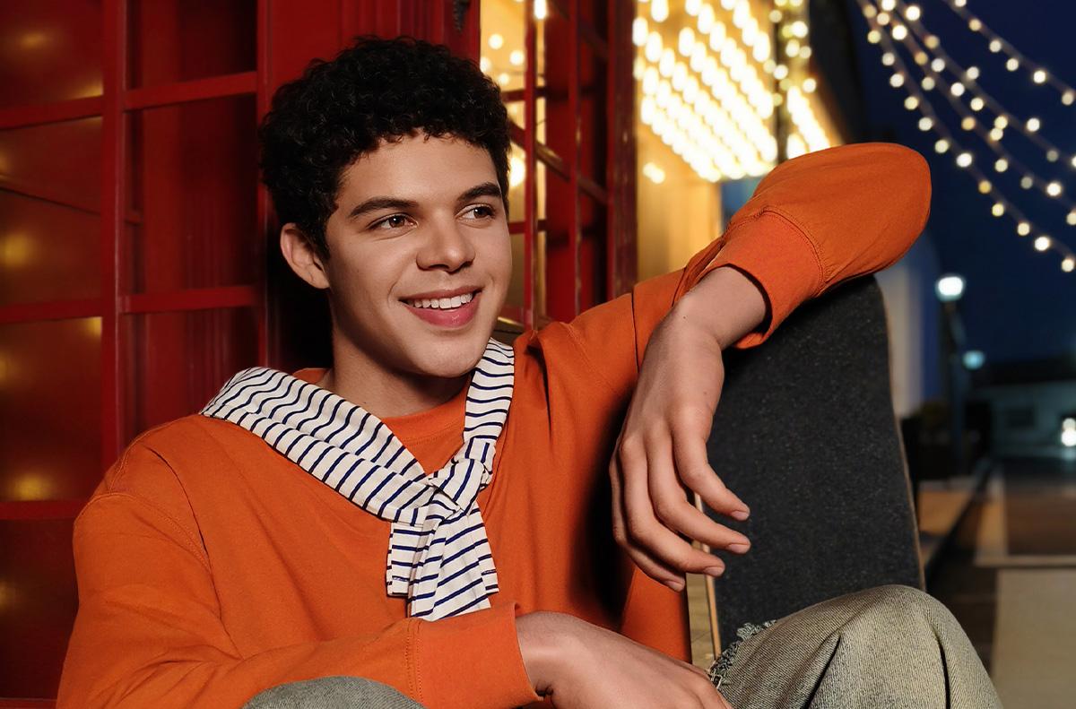 vivo iQOO Z10 , 7300mAh + 90Watt, Snapdragon 7s Gen 3, AnTuTu 822,705, 120Hz Quad-Curved AMOLED, 50MP Sony IMX + OIS