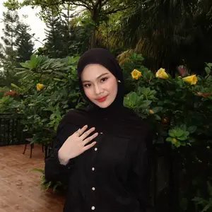 Pashmina Viscose Highlight Black Textured Hijab by Kyta scarf Elegan Nyaman