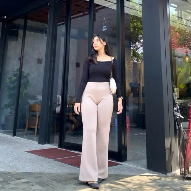 Flare Pants 388 Celana Highwaist - Celana Flare Pants - Highwaist Kulot Cutbray Wanita Casual Panjang Bawahan Cewek ootd cutbray hitam Basic celana flare outfit Scuba 6