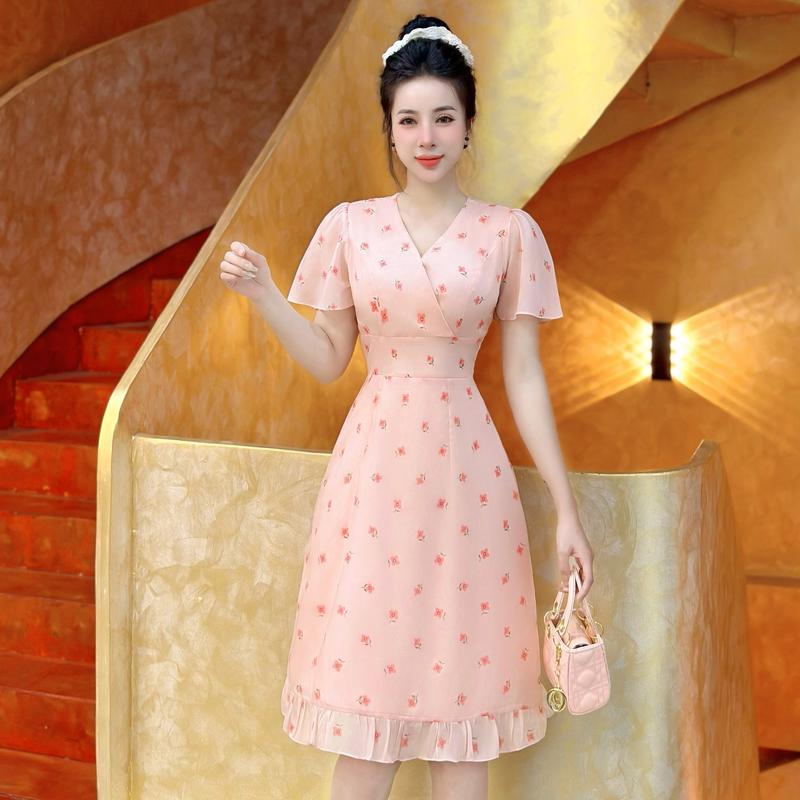 Đầm hoa hồng cổ v chữ a tay ngắn đẹp thanh lịch thiết kế công sở cao cấp đi làm đi tiệc eo tôn dáng Lux W Fashion