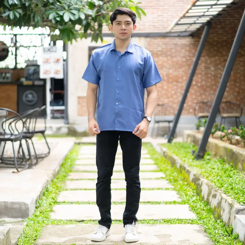 Matrix.id - Kemeja Pria Cassual Terbaru Hem Pria Populer Atasan Pria Kekinian Lengan Pendek Kerah V neck Bahan shakila Premium kemeja  viral Baju Lembut Panjang Casual 1