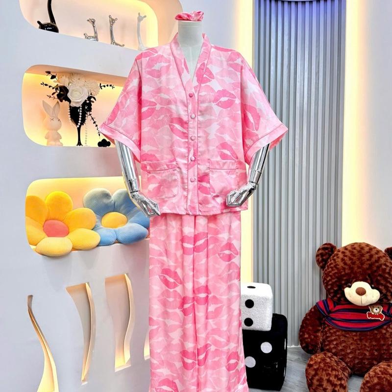 HL26 4 size 40-105kg BỘ PIJAMA NỮ TAY CÁNH DƠI QUẦN DÀI CỔ V -KÈM CỘT TÓC - FORM RỘNG