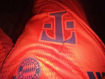 Product Review of PLAYER ISSUE | BAJU BOLA MUNCHEN HOME 2024 2025 NEW from t**r 0