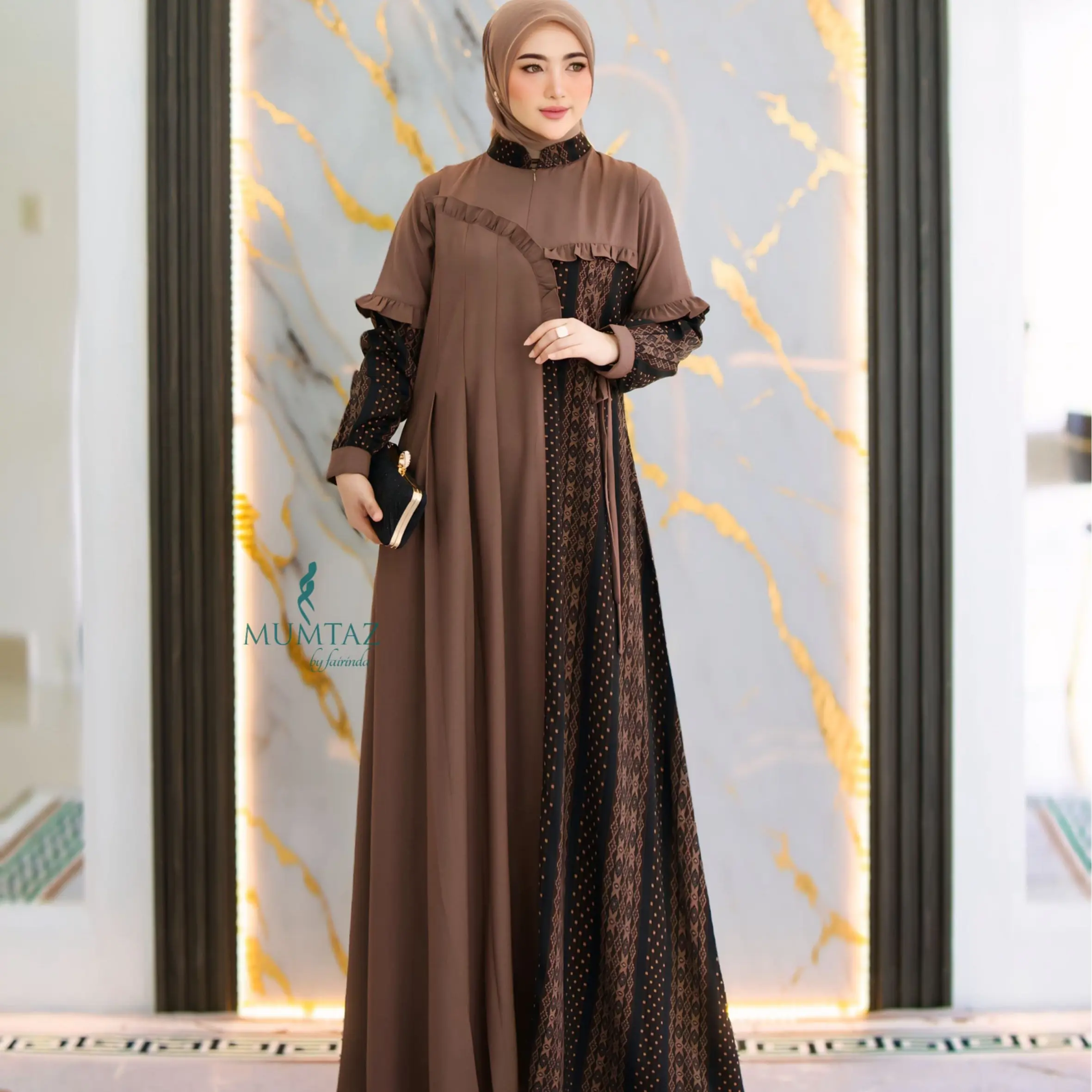 Mumtaz Davina Dress - Gamis Murah Kekinian untuk Wanita Muslim pesta Motif Rempel Samping Variasi Wudhu Maxi Lebaran Mewah gamis  resleting Gamis Wanita gamis  gwenza Gold Hitam cocok Kondangan Garis rempel dada
