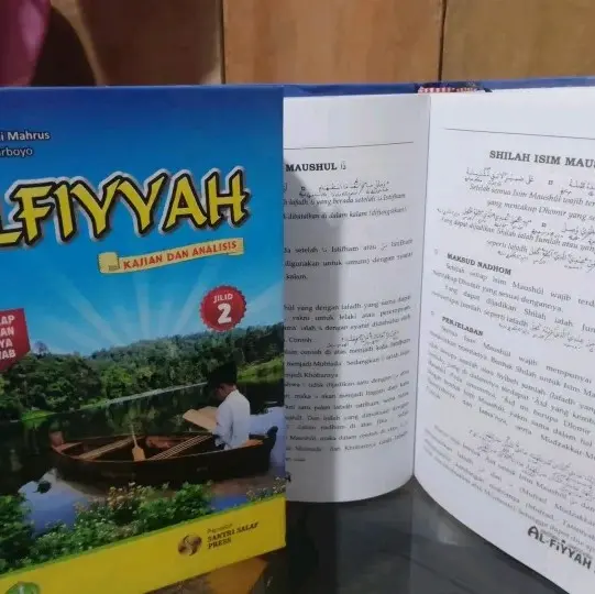 Alfiyyah terjemah alfiyah satu SET (dua Jilid) 1&2 1