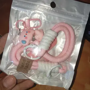 Tali Gantungan HP Universal B112 | Liontin Bintang & Awan Putih Lucu | Rajutan Tangan Murni | Desain Imut & Praktis | Cocok untuk Kunci/Tas | Aksesoris Penyembuhan