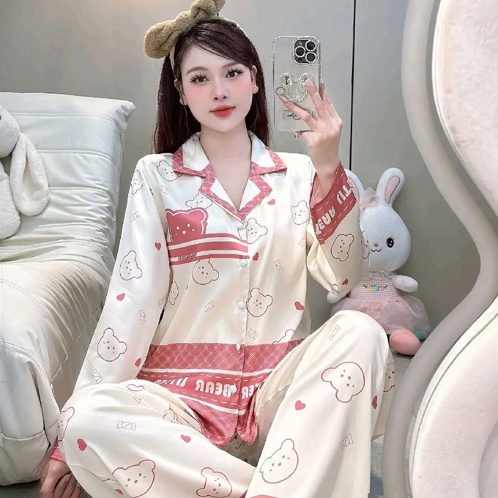 Bộ pijama lụa mềm tay dài quần dài túi - Size 45-58kg - Kem, Voi