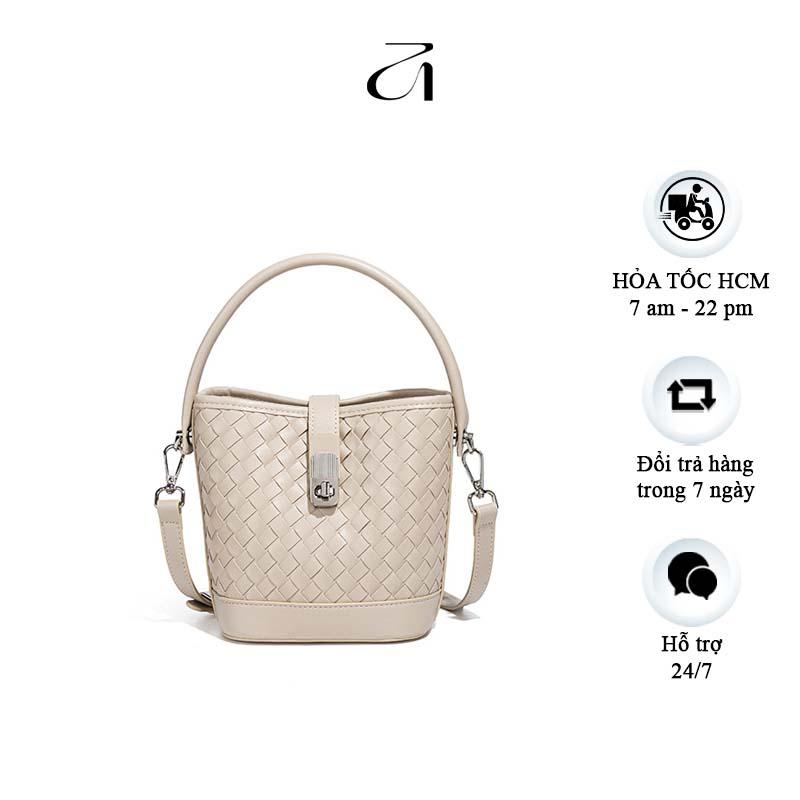   ANIG x LIVESTREAM  Túi đeo chéo nữ dệt thủ công Mist màu trắng 17 x 10 x 17  cm  