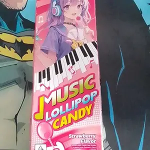 [HALAL] LIANGGUI FOOD Lollipop Musik tersedia 5 varian rasa sesuai selera Anda.Tersertifikasi BPOM, camilan yang disukai oleh dewasa maupun anak-anak.Cocok untuk acara kumpul-kumpul, dibagikan bersama teman, dan dilengkapi fungsi musik yang seru.