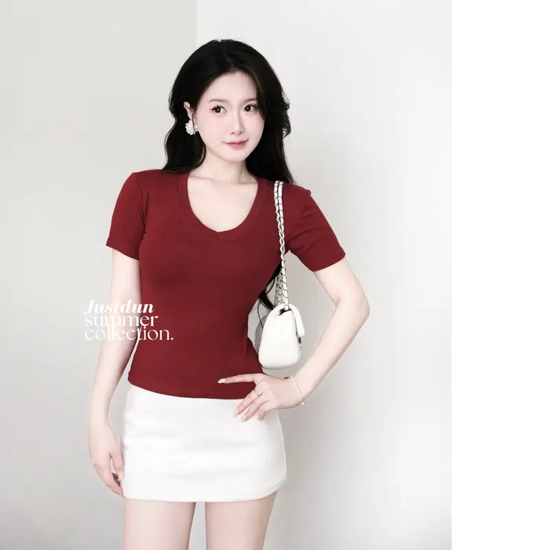 ( Signature ) Áo Thun Nữ Basic Cổ Tim Trơn JUSTDUN A2 – Chất Cotton Lông Mịn Cao Cấp, Co Giãn 4 Chiều | BigBuy360 - bigbuy360.vn ( Signature ) Áo Thun Nữ Basic Cổ Tim Trơn JUSTDUN A2 – Chất Cotton Lông Mịn Cao Cấp, Co Giãn 4 Chiều | BigBuy360 - bigbuy360.vn