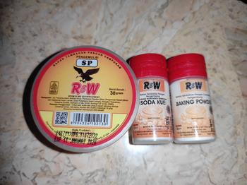 Product Review of Soda Kue Baking Soda Pengembang Kue Rajawali R&W RW 12 gr from G**♊ 0