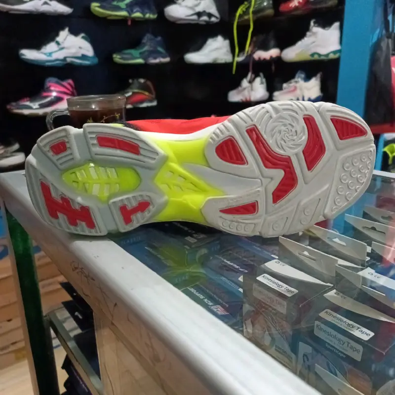 Sepatu Mizzuno wlz6 Mid Nyaman Sport untuk Gym dan Outdoor 2