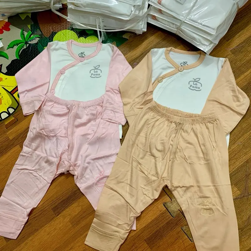 A08 - BỘ SƠ SINH THUN LẠNH CÀI CHÉO CHO BÉ YÊU Cotton