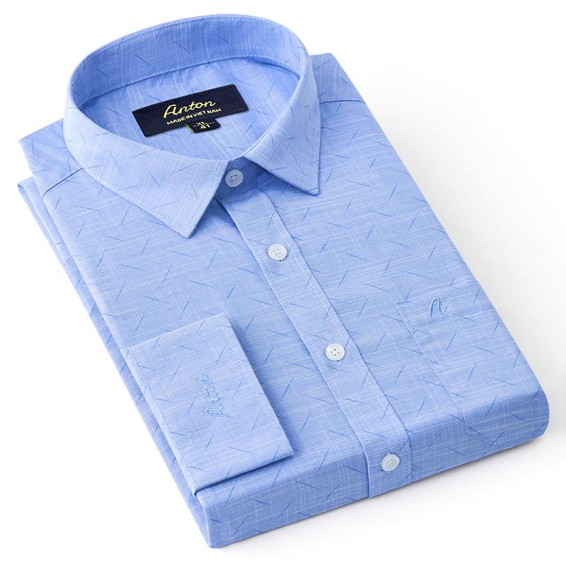  Áo Sơ Mi Nam Công Sở Trung Niên Anton Somianton Xanh Dương Dài Tay Vải Sợi Cotton Họa Tiết In Chìm Menswear Shirt Cổ Tròn - 8561 