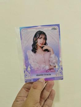 Product Review of PHOTOPACK JKT48 EDISI WONDERLAND from G**y 0