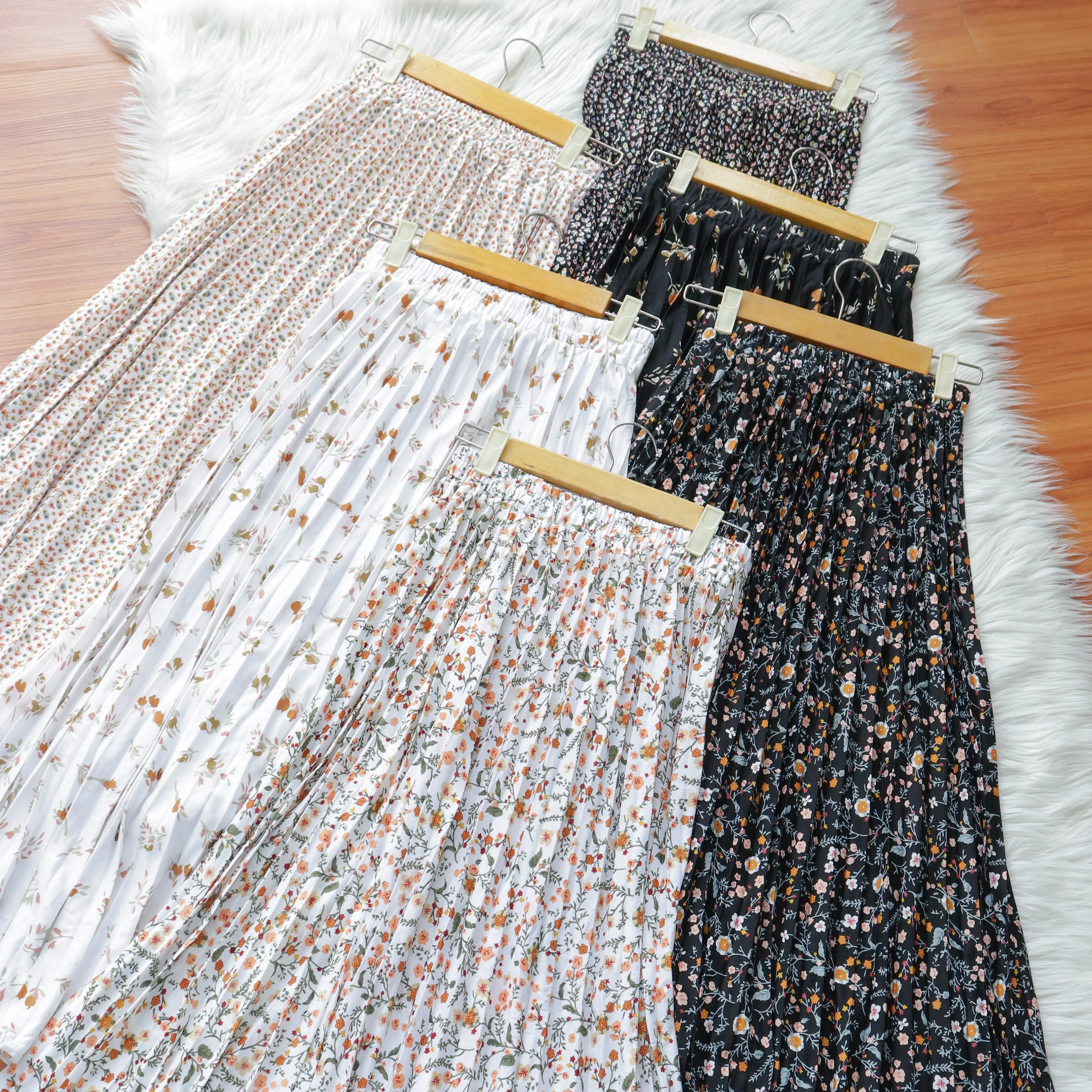 MALLA Hana Skirt Plisket Jersey Import Premium - Catalog