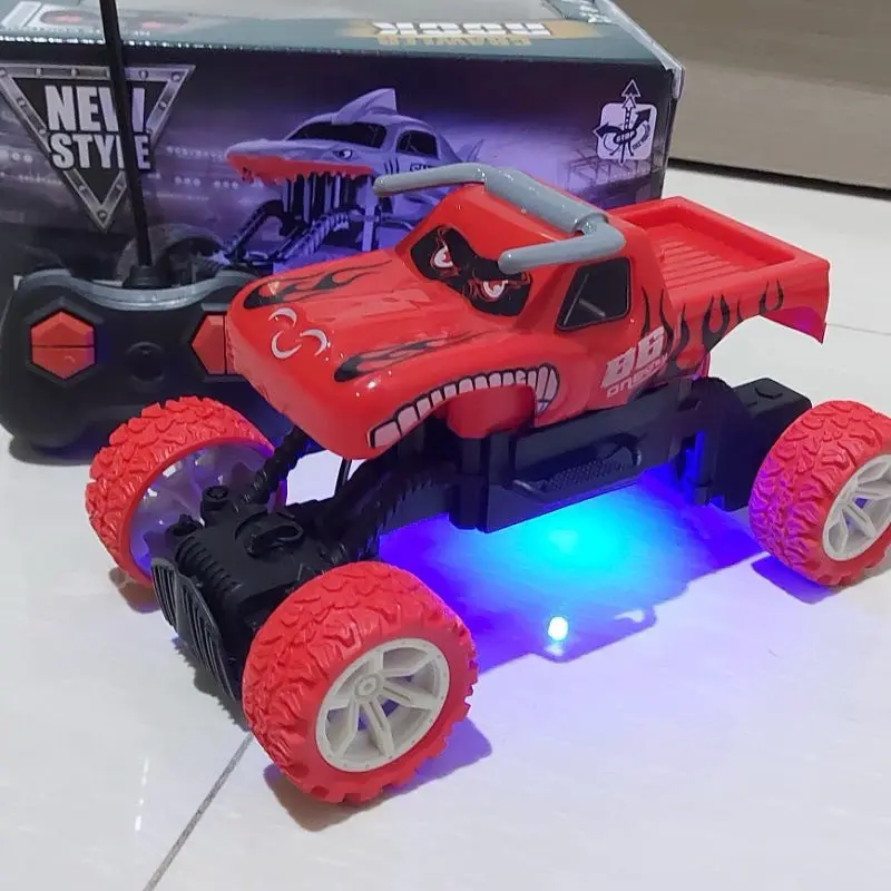 Mainan Mobil remote control 1:20 scale monster cross country offroad boost / RC SHARK / RC BANTENG 1