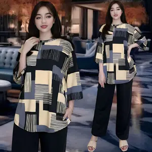 SAFA SETELAN WANITA LD 120 & LD 130 CELANA LURUS DAN ATASAN OVAL BELAHAN KIRI DAN KANAN OVERSIZE WANITA celana lurus karet kantor kaos santai Motif