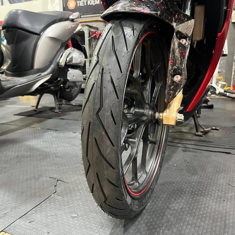 Lốp Pirelli Diablo Rosso Sport 90/80-17 - 120/70-17 dành cho xe Winner 150 V1, Winner X, Exciter 150, Exciter 155, Fz150i... (150029) (150025)