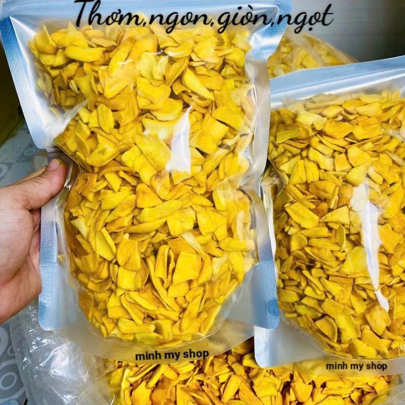  2 TÚI Mít Thái Sấy Giòn.Mít Thái Sấy Vụn Thơm ,Ngon Giòn Ngọt Ăn Vặt Ngon.2 túi 800gr  LƯU Ý: Mít Vụn Múc Muỗng Chỉ Mix với Sữa Chua Hoặc Mix với gnagola.Mít Vụn Nát Ăn Được Vụn Nát Thì Mua nhé   