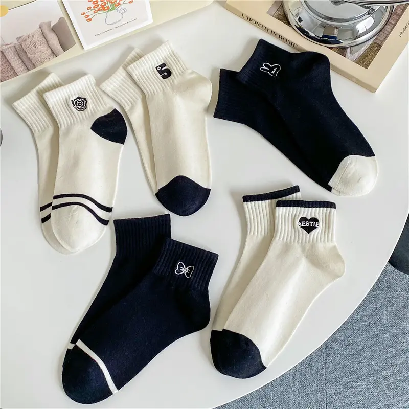 KOKO - Kaos Kaki Pendek Motif Navy Semata Kaki KK1226 Unisex Panjang Wanita 0